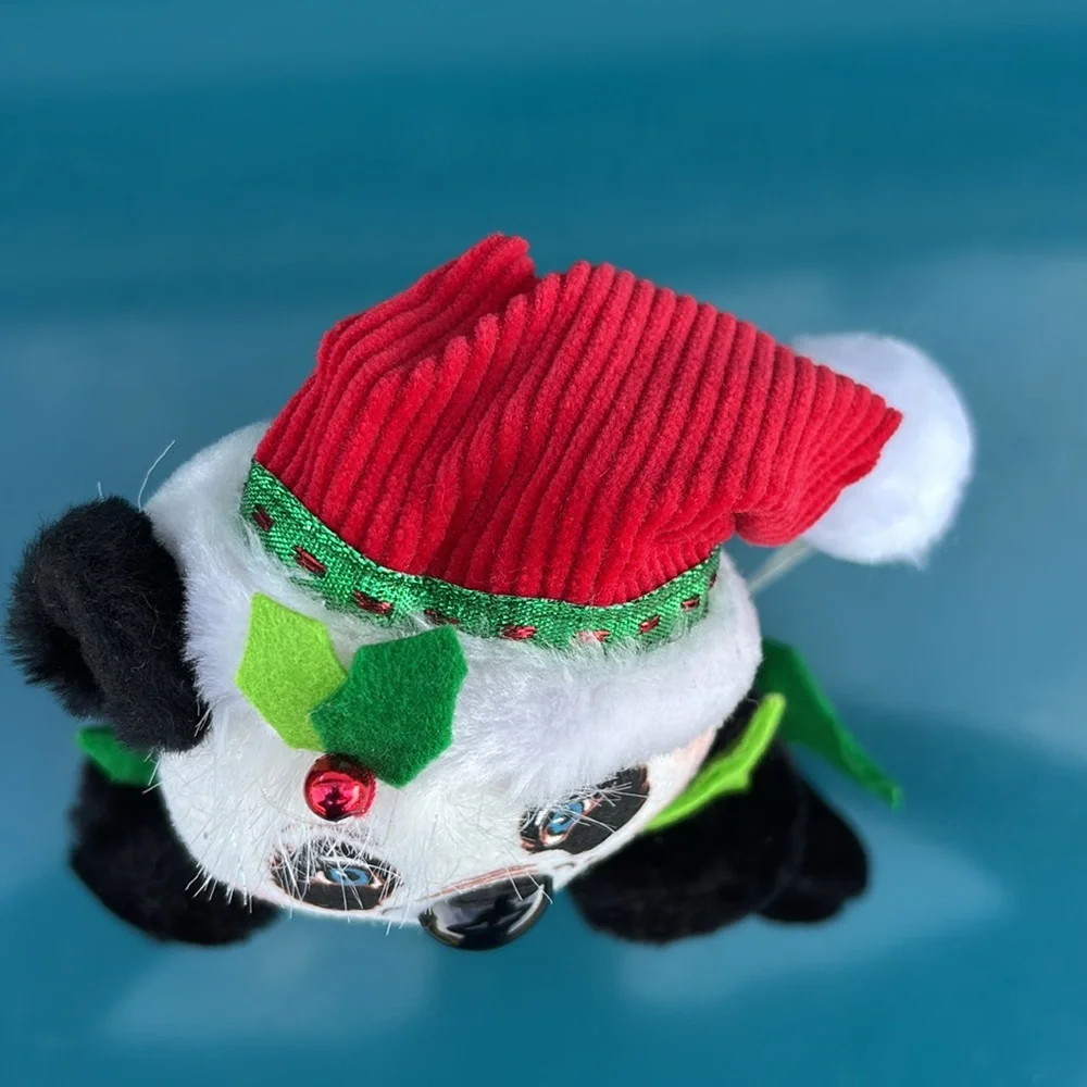 Annalee Mobilitee 2010 75th Anniversary Holly Panda Wired Doll